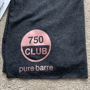 Brand new 750 club tank with medal